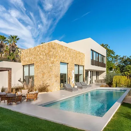 Luxury In Quinta Do Private Pool Rooftop Jacuzzi Office Game Arkeo Luxury Nyaraló