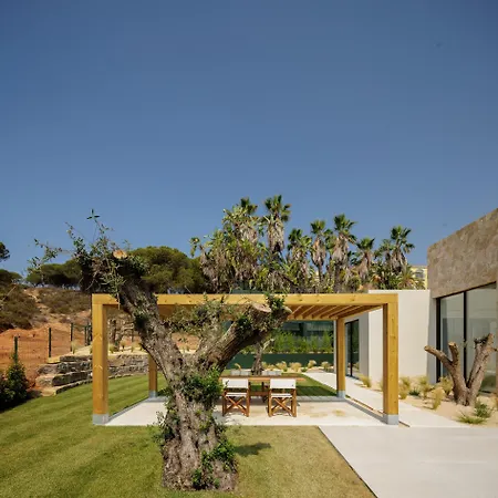 Luxury In Quinta Do Private Pool Rooftop Jacuzzi Office Game Arkeo Luxury Vakantiehuis Almancil